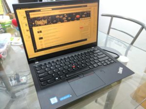 x1-carbon-laptop