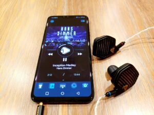 how to fix headphone mode stuck on android
