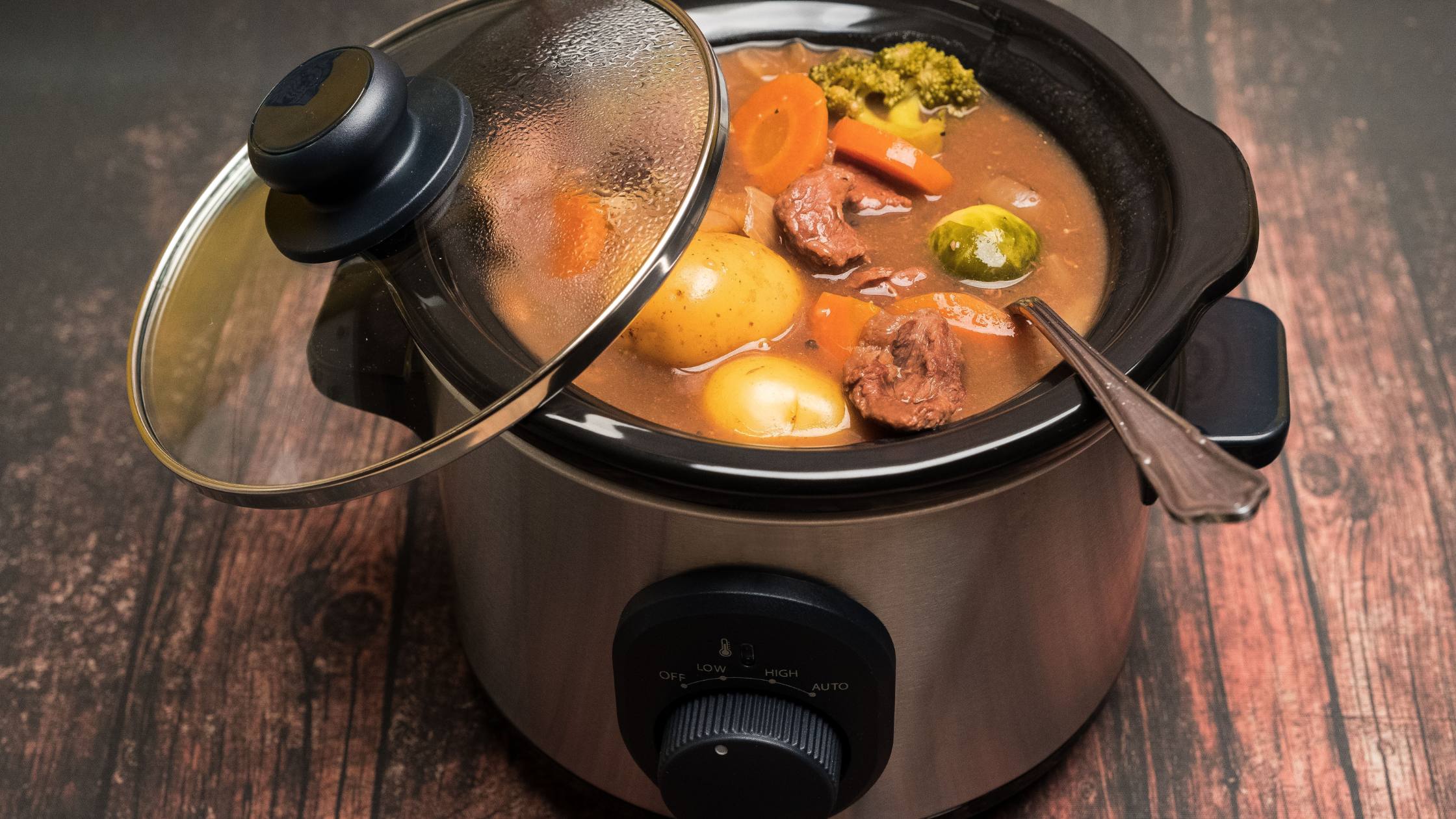 Best Slow Cookers For Overnight Cooking